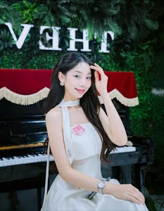 Thuy Duong: The Double-Major Academic Standout in Miss Vietnam 2024 Finals - image 2