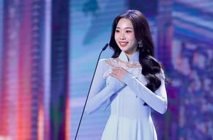 Thuy Duong: The Double-Major Academic Standout in Miss Vietnam 2024 Finals - image 3