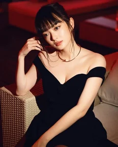 Style Secrets of a 150cm Beauty Nominated for the World's 100 Most Beautiful Faces - image 1