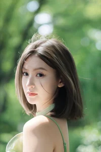 YiTuYu Art Language Vol.10440 Featuring the Elegant Jing Zhu Portrait Collection - image 25
