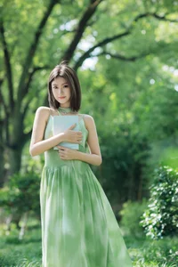 YiTuYu Art Language Vol.10440 Featuring the Elegant Jing Zhu Portrait Collection - image 21