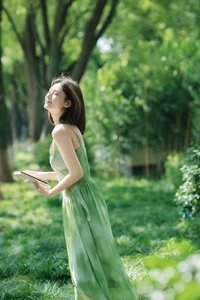 YiTuYu Art Language Vol.10440 Featuring the Elegant Jing Zhu Portrait Collection - image 2