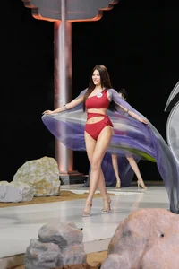 Miss Cosmo Vietnam Contestants Showcase Fitness and Confidence in Swimsuit Round - image 9