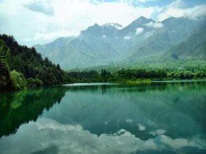 Discovering the Hidden Wonders of Kashmir: A Journey to Heaven on Earth - image 5