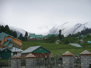 Discovering the Hidden Wonders of Kashmir: A Journey to Heaven on Earth - image 8