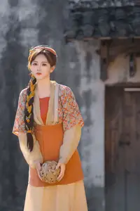 Discover YiTuYu Vol.8735 Zhang Yan Hong: Enchanting Traditional Charm in an Ancient Village - image 13