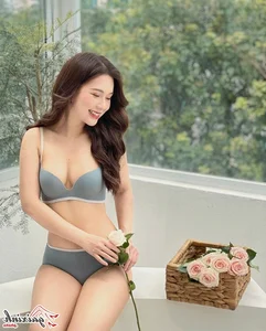 Actress Pham Ngoc Anh: Capturing Elegance and Confidence in Latest Photoshoot - image 4