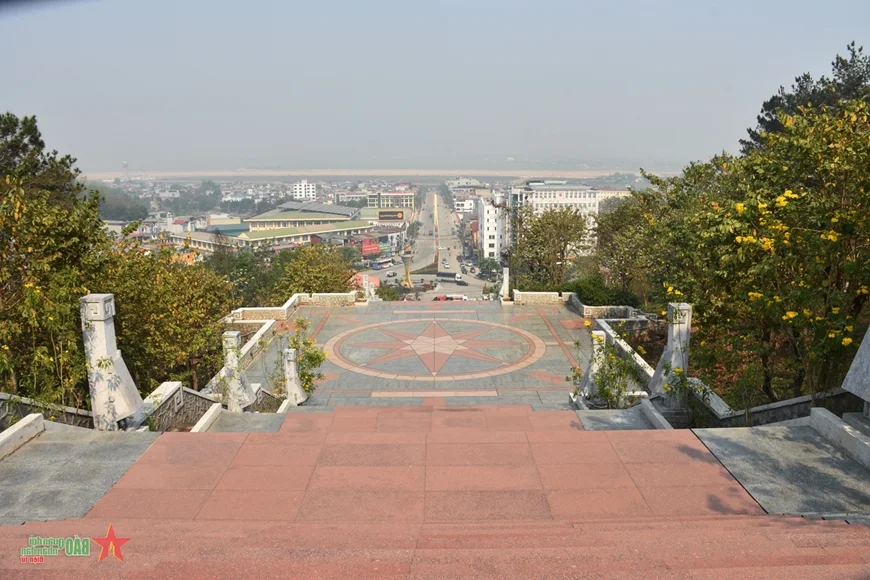 Dien Bien Phu Victory Monument: A Grand Tribute to Resilience and National Sovereignty in Vietnam