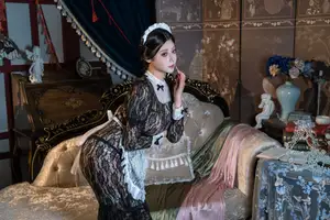 Coser Yunx1x1's Elegant Maid Cosplay in a Luxurious Setting: Shuncong Part01. - image 3