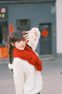 YiTuYu Vol.8562: Sai Xi Xi Li Ma Radiates Festive Charm in Warm Winter Style - image 9