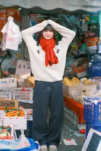 YiTuYu Vol.8562: Sai Xi Xi Li Ma Radiates Festive Charm in Warm Winter Style - image 3
