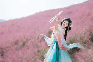 Artistic Portraiture Series: YiTuYu Art Language Vol.8040 Featuring Xian Lu - image 3