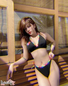 Thieu Bao Tram: The 9X Star's Most Captivating Bikini Moments and Fashion Evolution - image 17