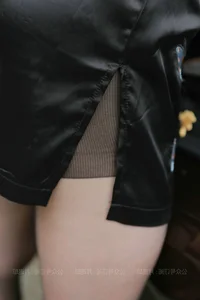 IESS Leg Model Jia Ye Special Bonus Feature - Exclusive Stockings Photography - image 1