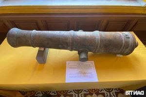 Discovering the Imperial Treasures: Nguyen Dynasty Cannons and Artifacts in Hue's Majestic Heritage Space - image 4