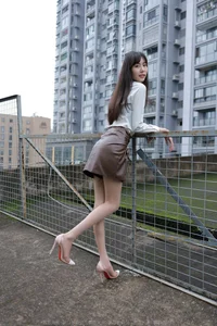 Urban Aesthetic Journey with Model Tuan Tuan in Passing Through Your World - image 66