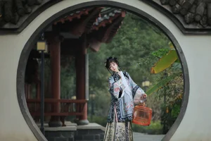 YiTuYu Art Language Vol. 6618: Zhou Zhou AY’s Artistic Visual Storytelling - image 7