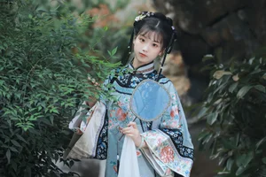 YiTuYu Art Language Vol. 6618: Zhou Zhou AY’s Artistic Visual Storytelling - image 11