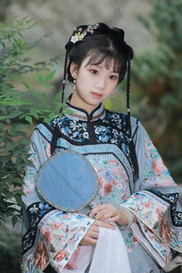 YiTuYu Art Language Vol. 6618: Zhou Zhou AY’s Artistic Visual Storytelling - image 13