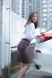 Urban Chic and Sophistication: IESS No.1641 Xiao Jiu Collection - image 0