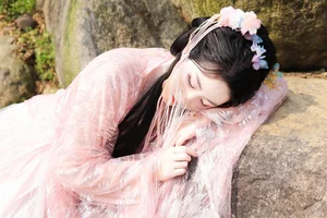 YiTuYu Art Language Vol.5791: Stunning Portrait Gallery Featuring Bu Ke Ai De He He Miao - image 12