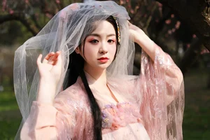 YiTuYu Art Language Vol.5791: Stunning Portrait Gallery Featuring Bu Ke Ai De He He Miao - image 17