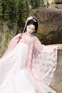 YiTuYu Art Language Vol.5791: Stunning Portrait Gallery Featuring Bu Ke Ai De He He Miao - image 18