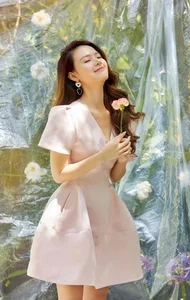 Midu: The Inspiring Journey of a Multi-Talented Vietnamese Actress and Businesswoman - image 4