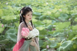 Sophisticated Artistry and Elegance: Shuang Shuang in YiTuYu Art Language Vol.4722 - image 14