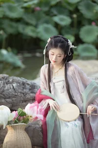 Sophisticated Artistry and Elegance: Shuang Shuang in YiTuYu Art Language Vol.4722 - image 12
