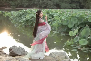 Sophisticated Artistry and Elegance: Shuang Shuang in YiTuYu Art Language Vol.4722 - image 11