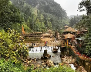 June Family Travel Guide: Best Destinations for the Perfect Summer Break - image 2