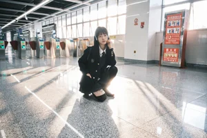 Modern Muse: Xiao Song Ma Nai in YiTuYu Art Language Vol.6651 Collection - image 6