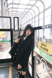 Modern Muse: Xiao Song Ma Nai in YiTuYu Art Language Vol.6651 Collection - image 24