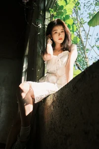 YiTuYu Art Language Vol.7410 Featuring To Xiao Bei: Artistic Portrait Series - image 3