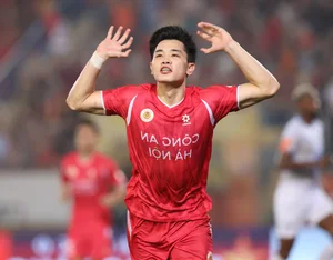 Dinh Bac's Incredible V.League Streak: 10 Goals in Just 6 Matches - image 15
