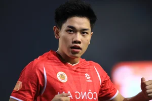 Dinh Bac's Incredible V.League Streak: 10 Goals in Just 6 Matches - image 4