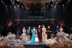 Supermodel Vo Hoang Yen Honored with Prestigious Dedicated Model of the Year Award - image 4