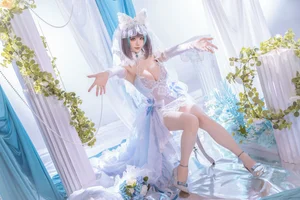 Hoshilily Azur Lane Cheshire Cosplay: A Perfect Recreation of the Beloved Character in 45 High-Quality Photos - image 2