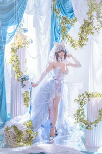 Hoshilily Azur Lane Cheshire Cosplay: A Perfect Recreation of the Beloved Character in 45 High-Quality Photos - image 3