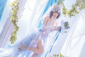 Hoshilily Azur Lane Cheshire Cosplay: A Perfect Recreation of the Beloved Character in 45 High-Quality Photos - image 10