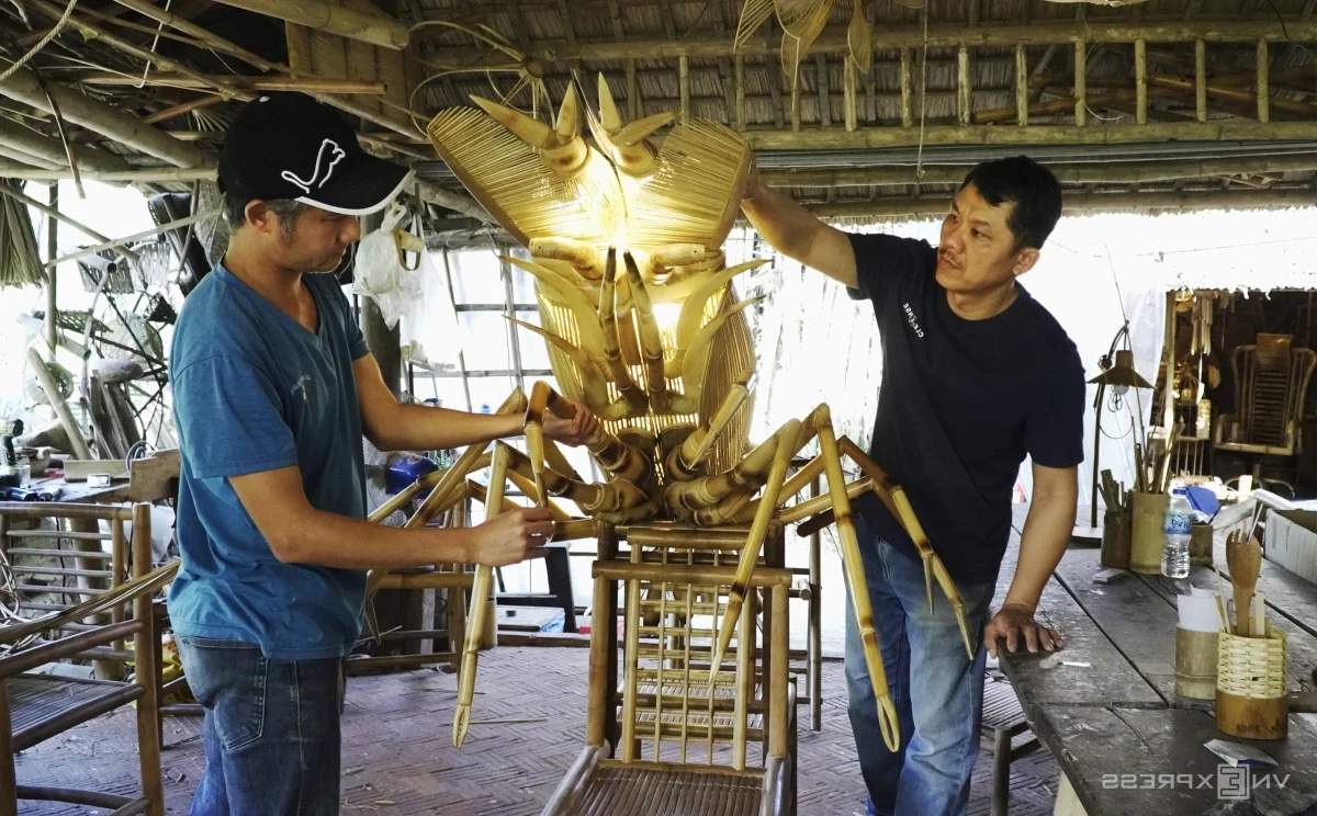 Handcrafted Bamboo Animal Sculptures: A Fusion of Tradition and Eco-Friendly Art