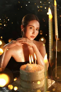 Vietnamese Actress Huyen Lizzie Shines with Timeless Beauty at Age 35 - image 7