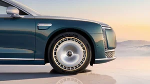 Maextro S800: The Gold-Plated Luxury Sedan Redefining the High-End Market - image 9