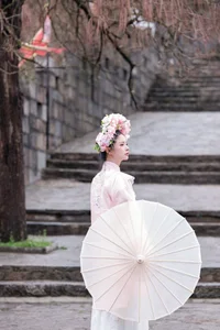 Timeless Elegance in Blue: YiTuYu Art Language Vol.6469 Zhao Qian Portrait - image 9