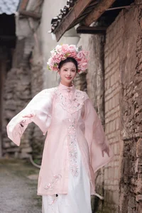 Timeless Elegance in Blue: YiTuYu Art Language Vol.6469 Zhao Qian Portrait - image 2