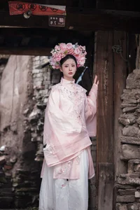 Timeless Elegance in Blue: YiTuYu Art Language Vol.6469 Zhao Qian Portrait - image 27