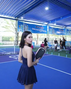 Trending Fitness Influencer Sparks Debate with Intense 8-Hour Daily Pickleball Routine and Stunning Athletic Physique - image 1