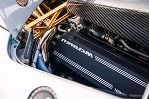 Rare McLaren F1: The Legendary Three-Seater Supercar and Ultimate Barn Find Worth a Fortune - image 0