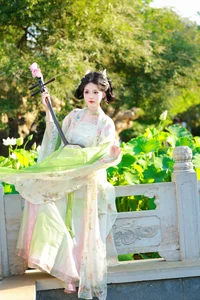 YiTuYu Art Language Vol.7579 Yu Xiao Li Lili: A Visual Symphony of Elegance and Creative Expression - image 15